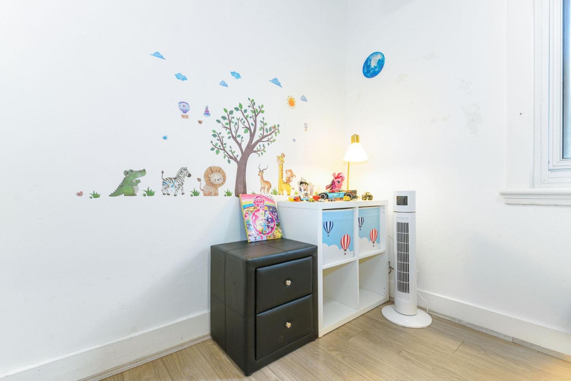 Mins To Mall Convenient 3beds Classic Charm Sydney